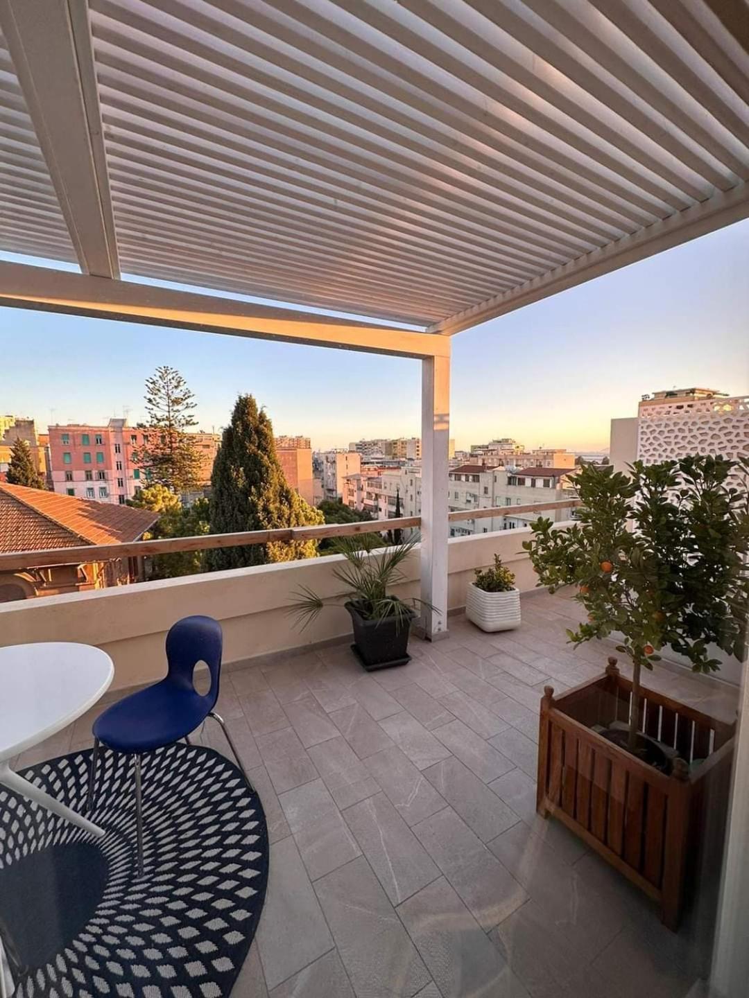 Le Residenze Di Carla - Stampace Hotel Cagliari Ngoại thất bức ảnh