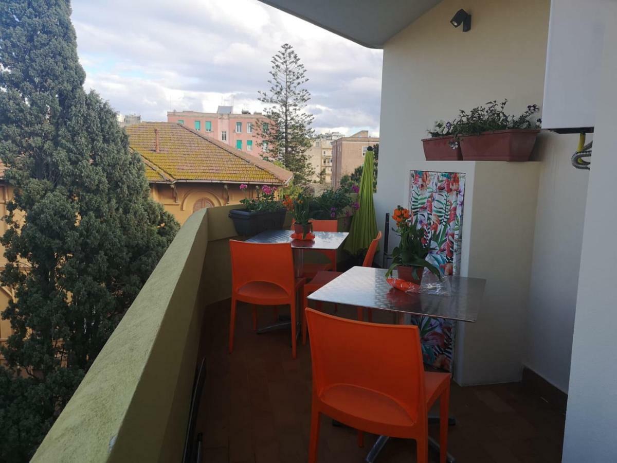 Le Residenze Di Carla - Stampace Hotel Cagliari Ngoại thất bức ảnh